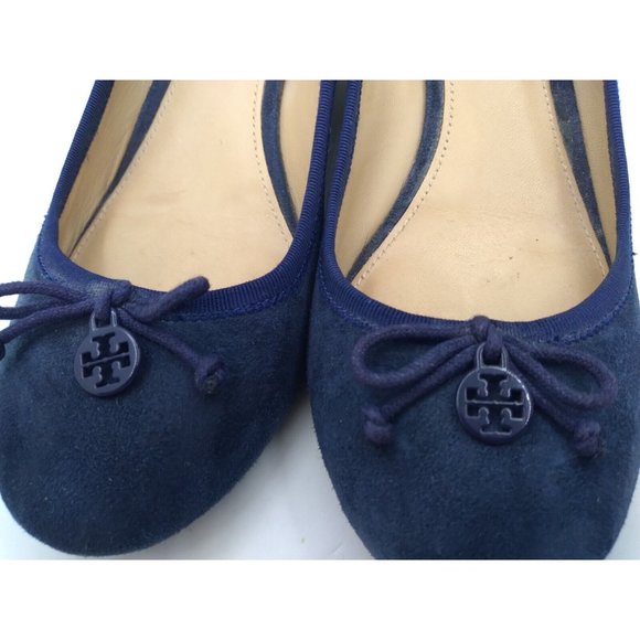 Tory Burch Blue Leather Suede Chelsea Wedge Heels Bow Logo Round Toe 7M - Picture 3 of 15